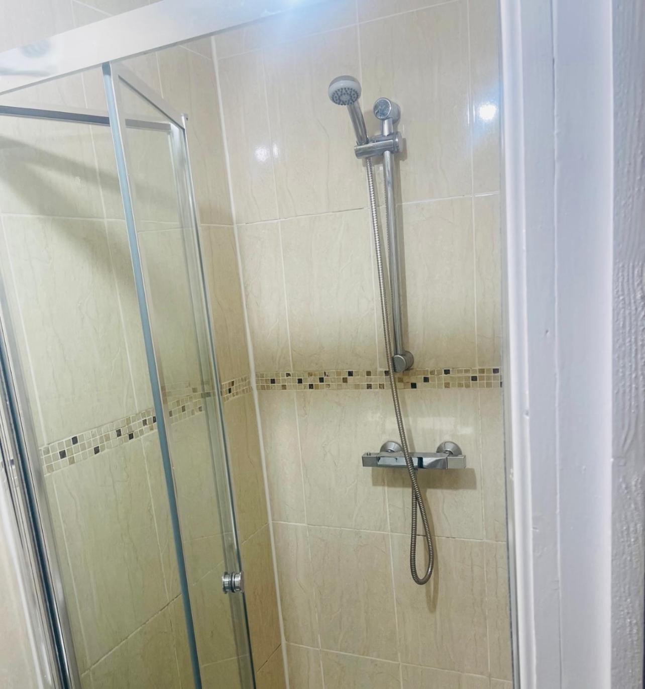 סלפורד Private Guest House/Annexe מראה חיצוני תמונה